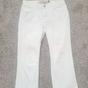 GAP boot cut Capri length pant. White. Jean material. Soft, thin, stretchy.